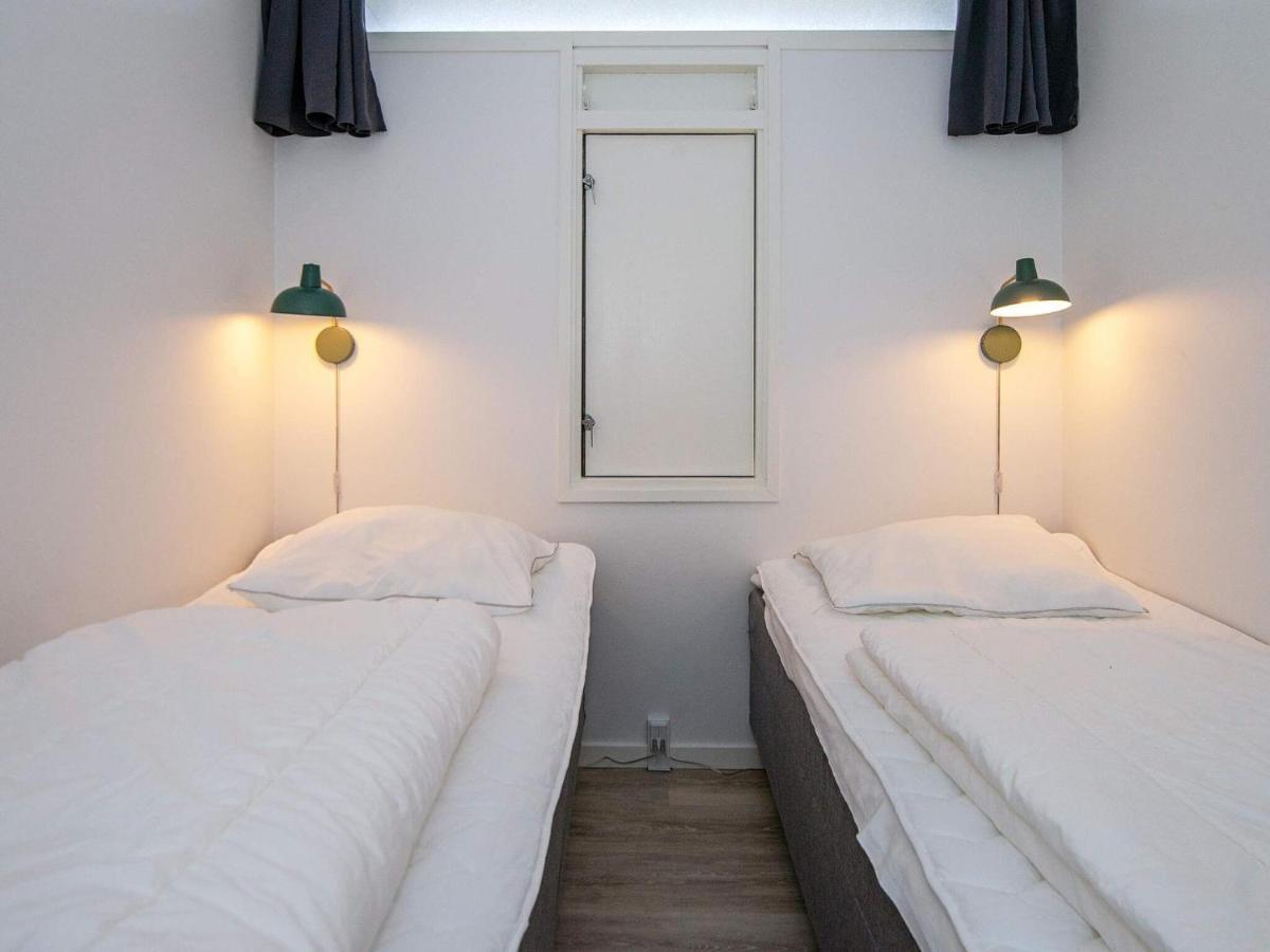 6 Person Holiday Home On A Holiday Park In Fanø Eksteriør billede